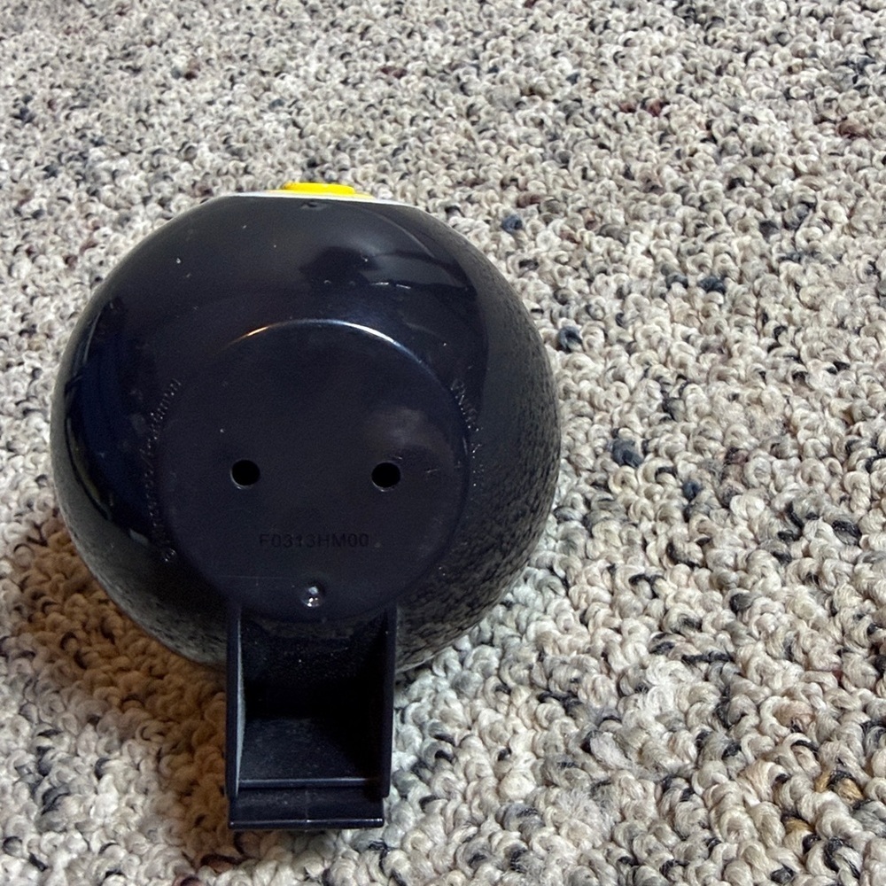 Vintage Pokémon Clip ‘n’ Carry Mewtwo Figure in Black Yellow Red Poké Ball - Picture 5 of 5